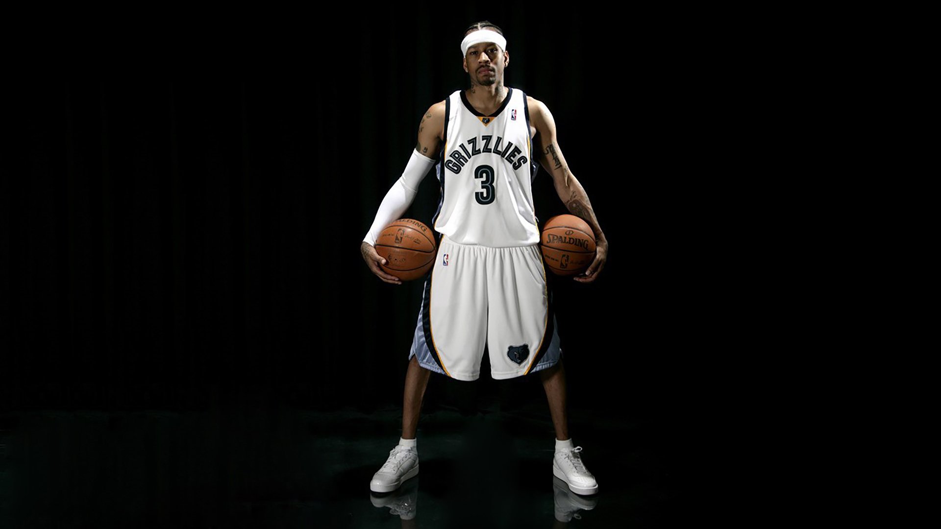 ky体育投注-全国青少年“科技创新”篮球体验展在上海精彩亮相，推动科技与体育融合